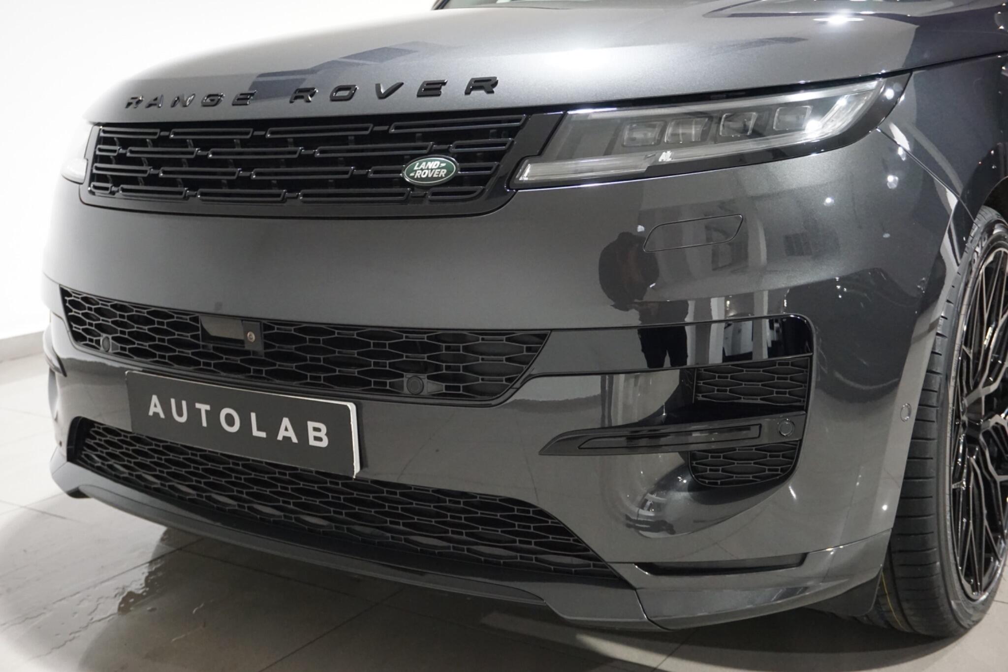 Land Rover Range Rover Sport 3.0 D300 MHEV Dynamic SE SUV 5dr Diesel Auto 4WD Euro 6 (s/s) (300 ps)